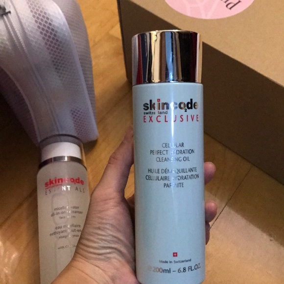 skincode cleanser